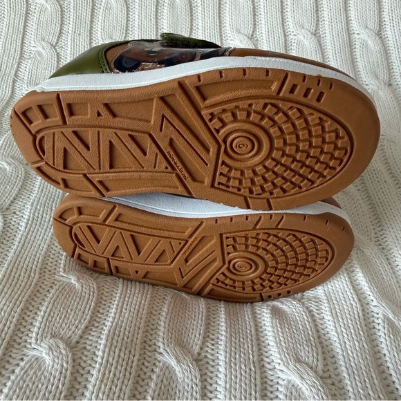 Disney Cars Tow Mater Shoes Sneakers Size 6 Boys Toddler NEW - Picture 7 of 8